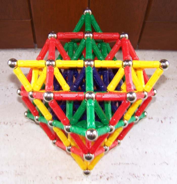 64 Tetraeder in 3D
